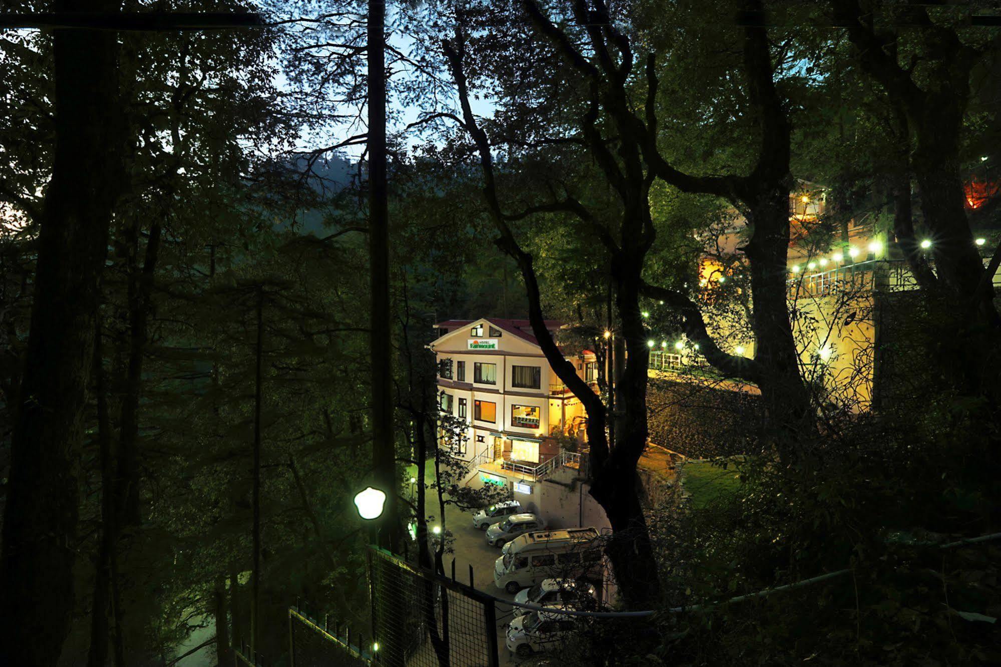 Fairmount Hotel Simlá Kültér fotó